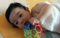 jC[W